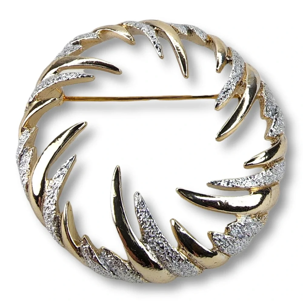 Vintage New Old Stock Sarah Coventry Circular Gold Tone Silver Tone Brooch Pin